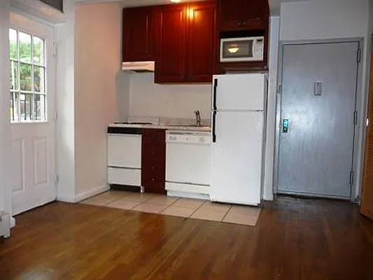 Rented by Corcoran | media 32