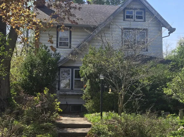 303 Wildwood Ave, Ann Arbor, MI 48103