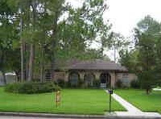 504 Williamsburg Cir, Friendswood, TX 77546