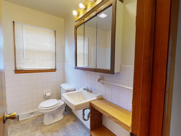 5621 Eisenhower Ave — Photo 6