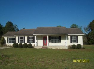 951 Carver Rd, Douglas, GA 31535