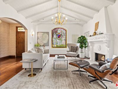 906 Iliff St, Pacific Palisades, CA, 90272