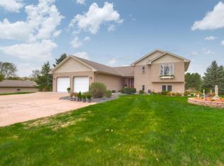 24600 Esquire Blvd, Forest Lake, MN 55025