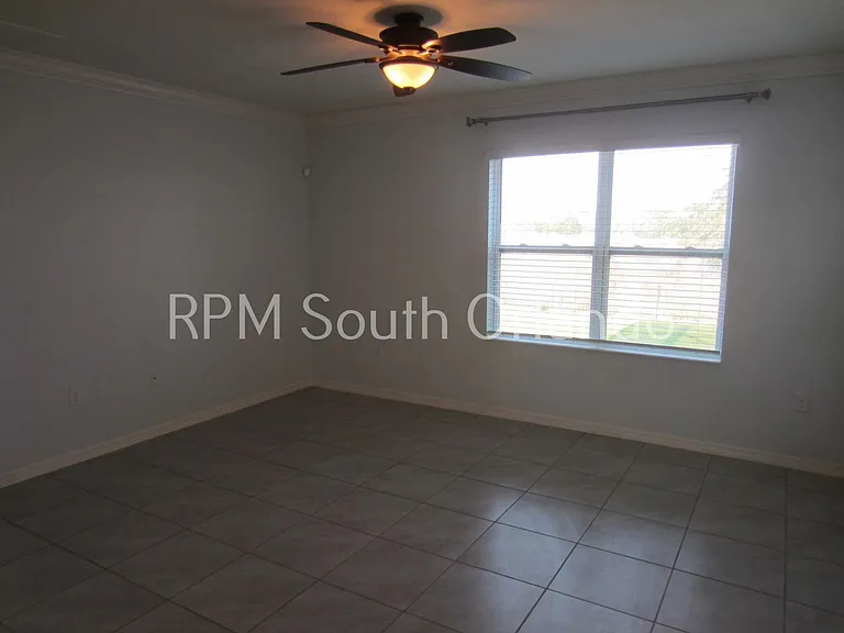 1679 Bay Breeze Dr — Photo 5