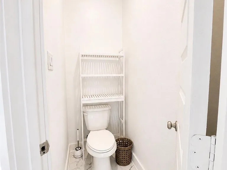 16722 Echo Heights Dr — Photo 10
