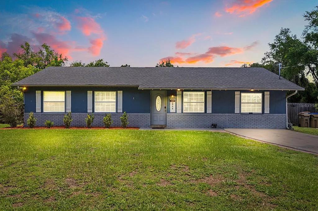 4 bed, 2.0 bath, 1632 sqft, $2,850 — Photo 1