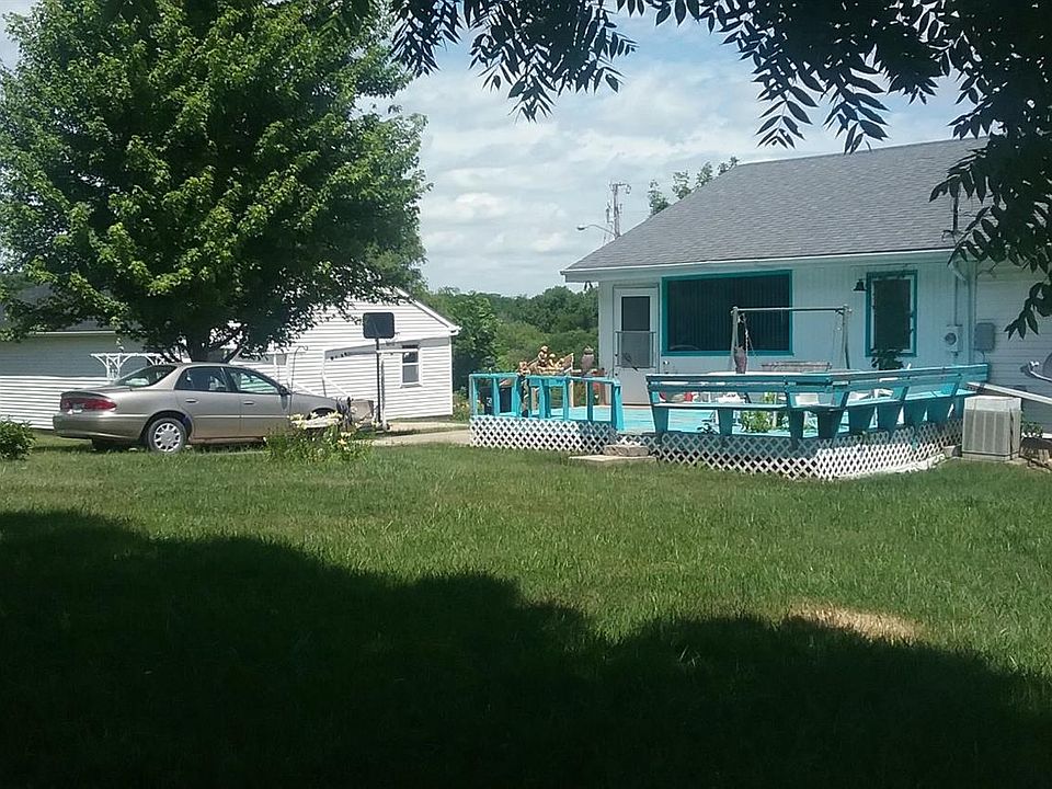 1st image of 1201 S Quincy Ave