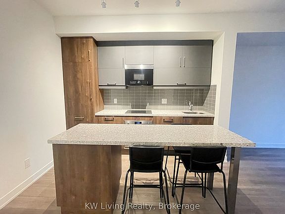 4th image of 8119 Birchmount Rd #1206