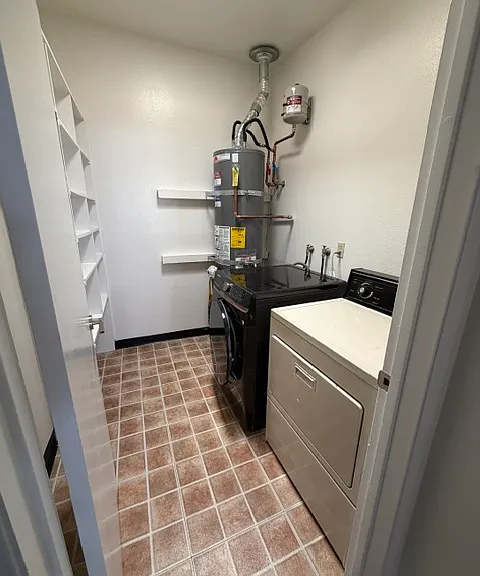807 Radcliffe Dr — Photo 10