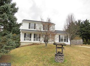 6 Dove Cir, Hanover, PA 17331