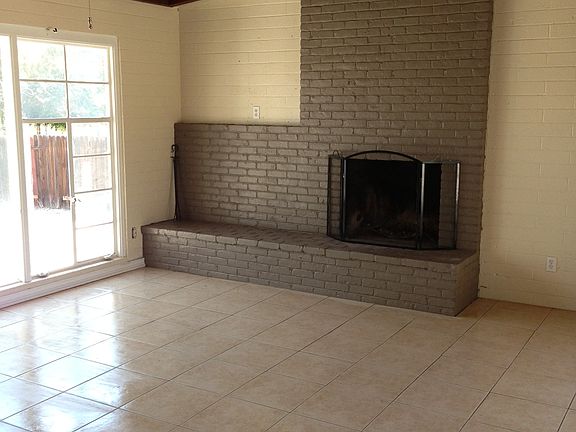 5th image of 24655 Ironwood Ave