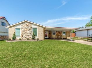 3913 Yellowstone St, Irving, TX 75062