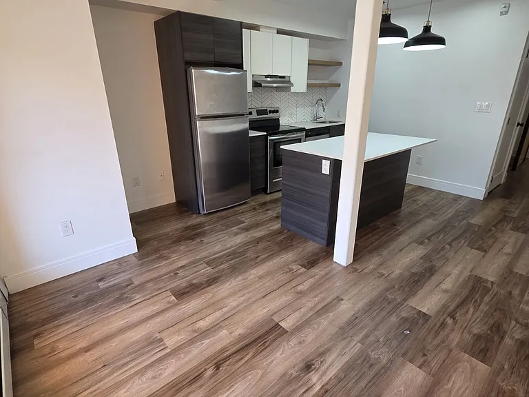 8015 102nd St NW — Photo 24
