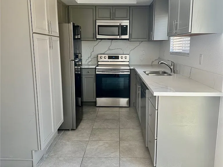 3384 Matvay St — Photo 13