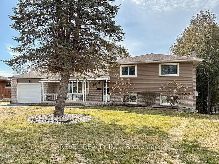 104 Hillside Ave — Photo 1