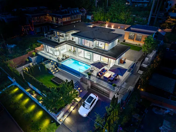 3980 Norwood Ave, North Vancouver, BC V7N 3R3
