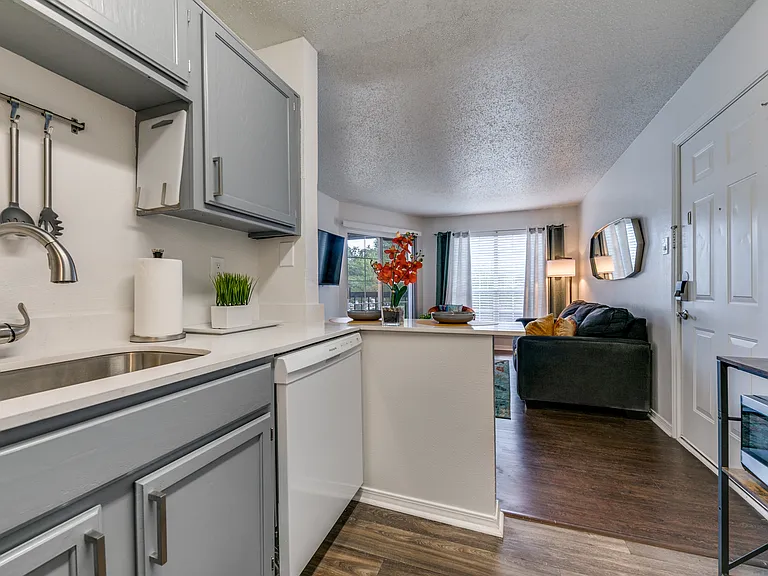 18333 Roehampton Dr #421 — Photo 10