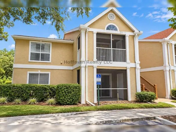 9481 Highland Oak Dr, Tampa, FL