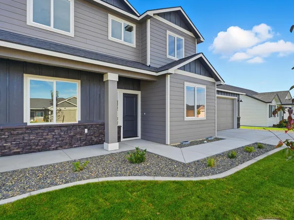 8806 Dusty Maiden Dr, Pasco, WA 99301