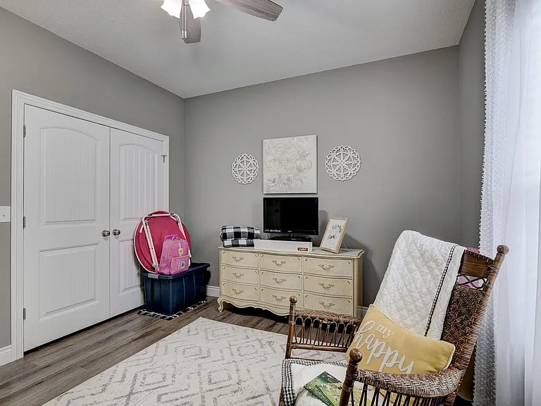 620 Applewood Ln — Photo 23