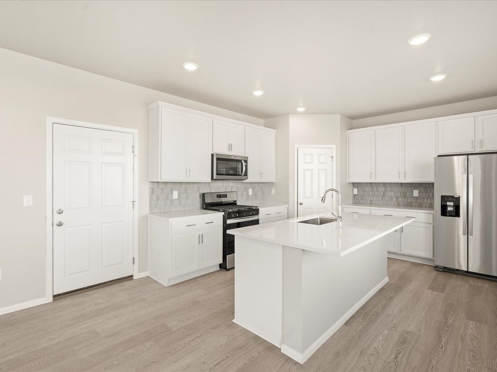 1652 Yampa River Dr