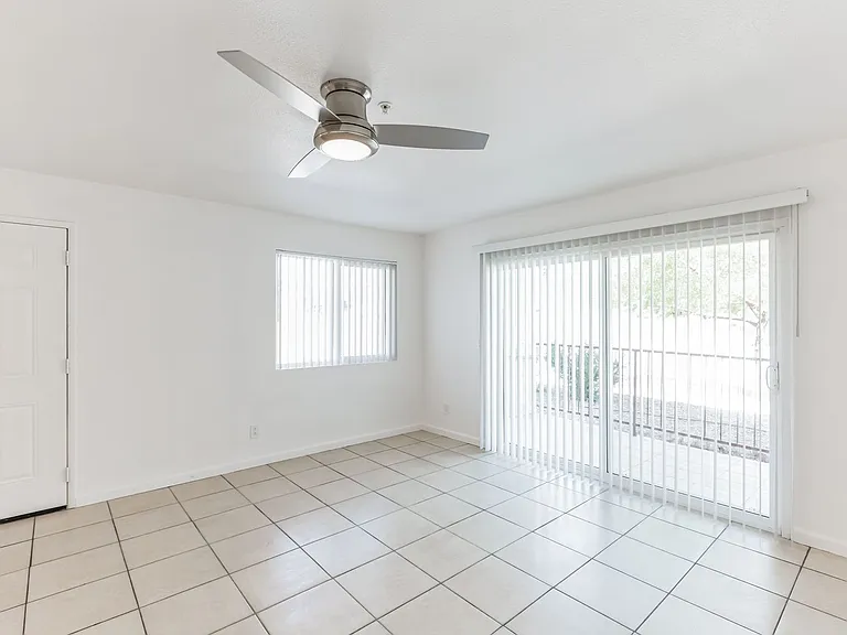 68190 Calle Las Tiendas — Photo 15
