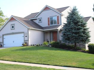 9723 Sunset Ridge Dr NE, Rockford, MI 49341