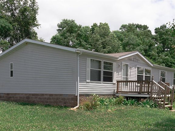 3rd image of 735 Medley Dr
