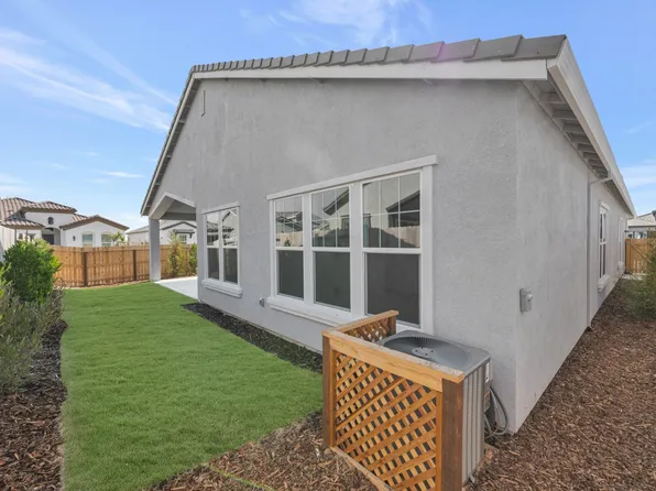 12347 Collared Crow Way, Rancho Cordova, CA 95742