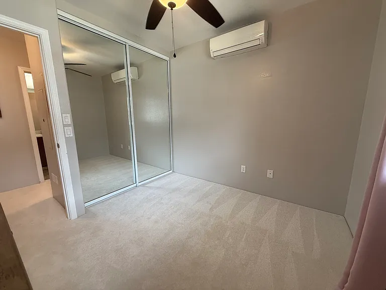 1122 Kukulu St #1604 — Photo 9
