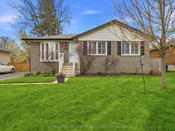 134 Wakefield Rd, Milton, ON L9T 2L9