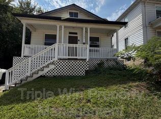 7790 Folk Ave, Saint Louis, MO 63143