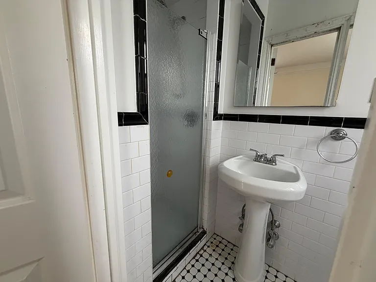 17290 Highland Ave #2B — Photo 10
