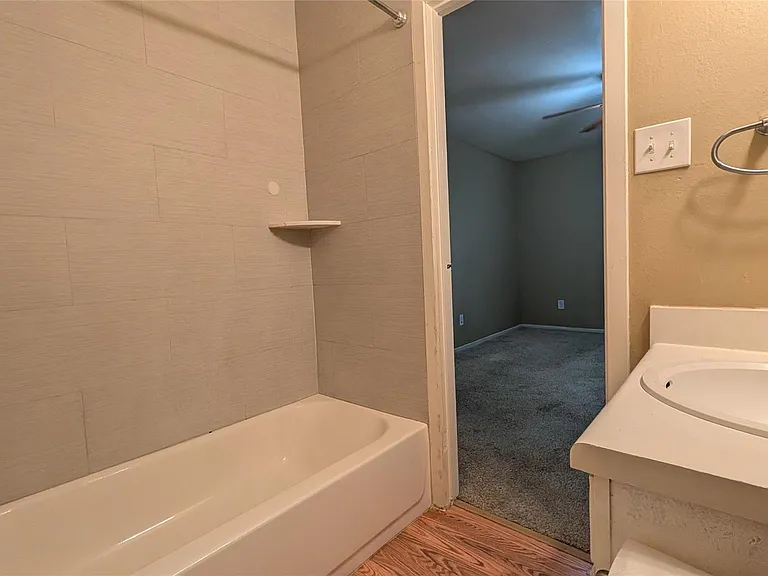 9 Raccoon Ln — Photo 13