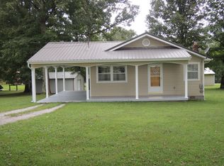 1030 Peters Ford Rd, Jamestown, TN 38556