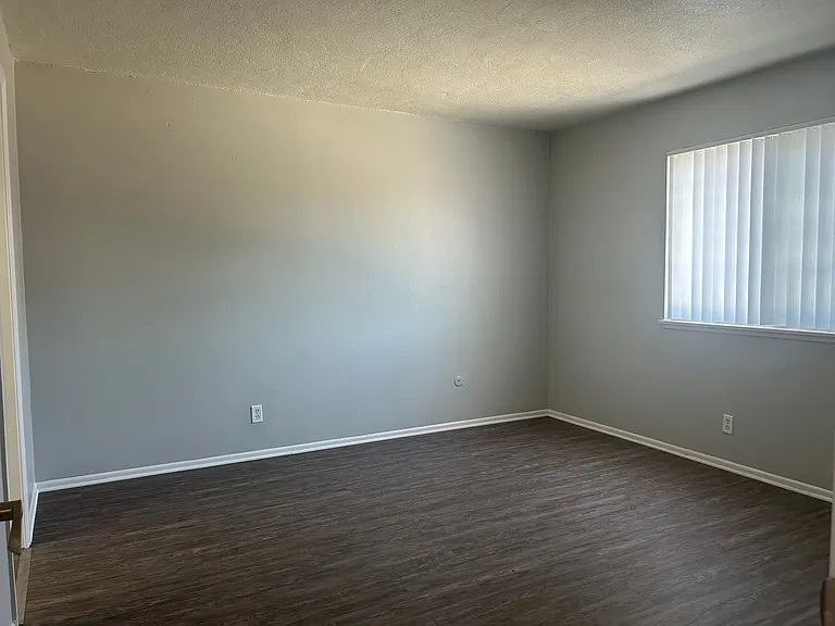Villa Del Sol Apartments — Photo 91