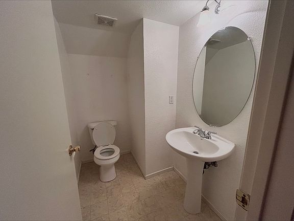 4th image of 3212 Puffin Cir