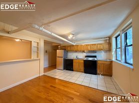 313 Summit Ave