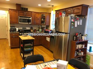 207 Hillside St #3A, Roxbury Crossing, MA 02120