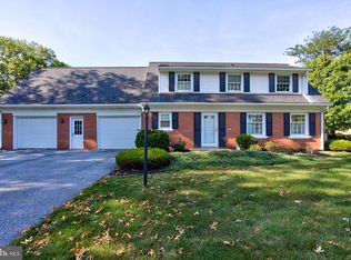75 Rose Ave, Leola, PA
