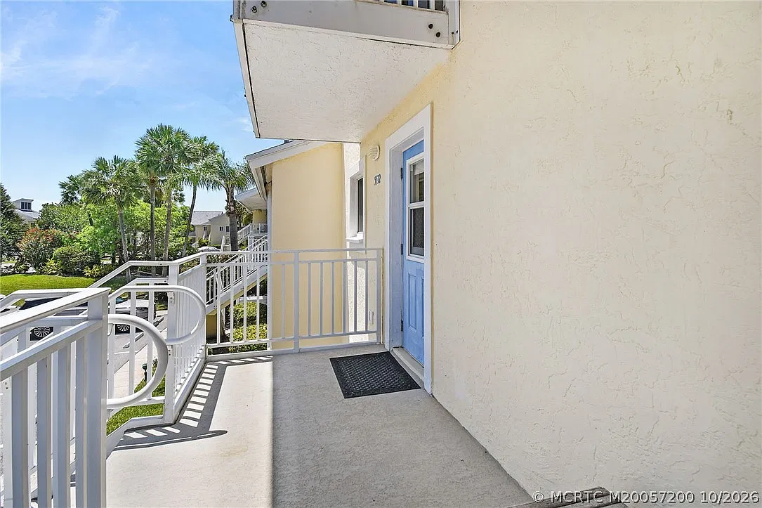 2 bed, 2.5 bath, 1600 sqft, $6,000 — Photo 4