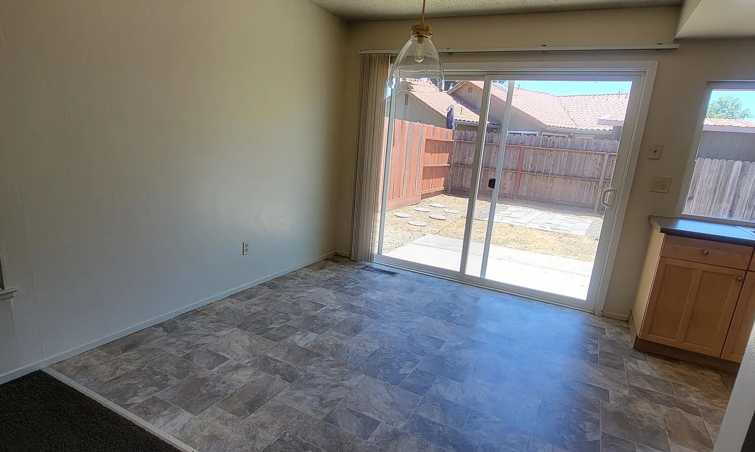 3 bed, 1534 sqft, $3,300 — Photo 4