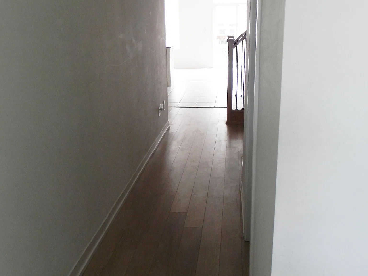 3 bed, $3,000 — Photo 2