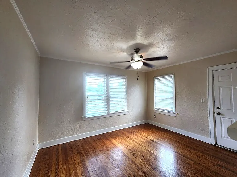 1403 N Miller Blvd — Photo 5