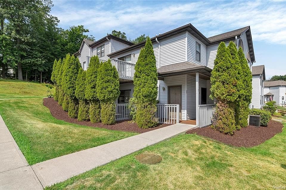 1st image of 13 Aldo Court #13