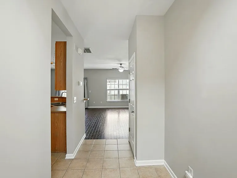 12244 Stratfield Place Cir — Photo 5