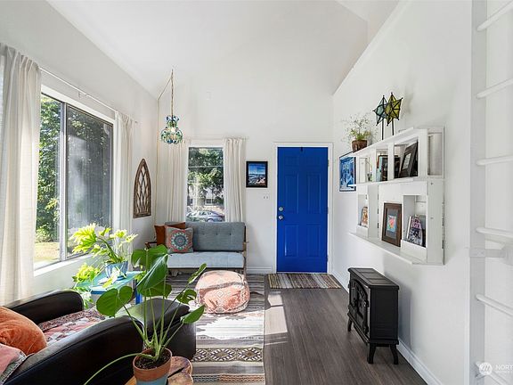 5th image of 15373 NE Petterson Road
