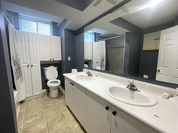 302 Livingstone St W #B — Photo 17