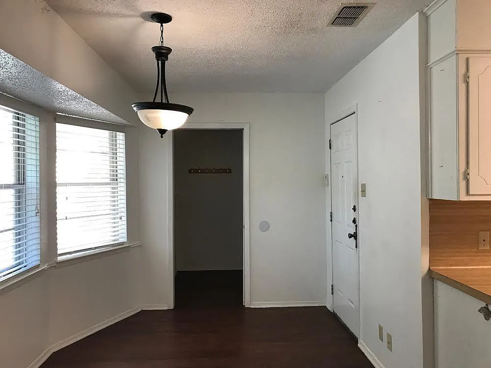 3 bed, 1639 sqft, $1,895 — Photo 4