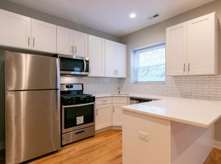 5426 S Ingleside Ave #2S, Chicago, IL 60615